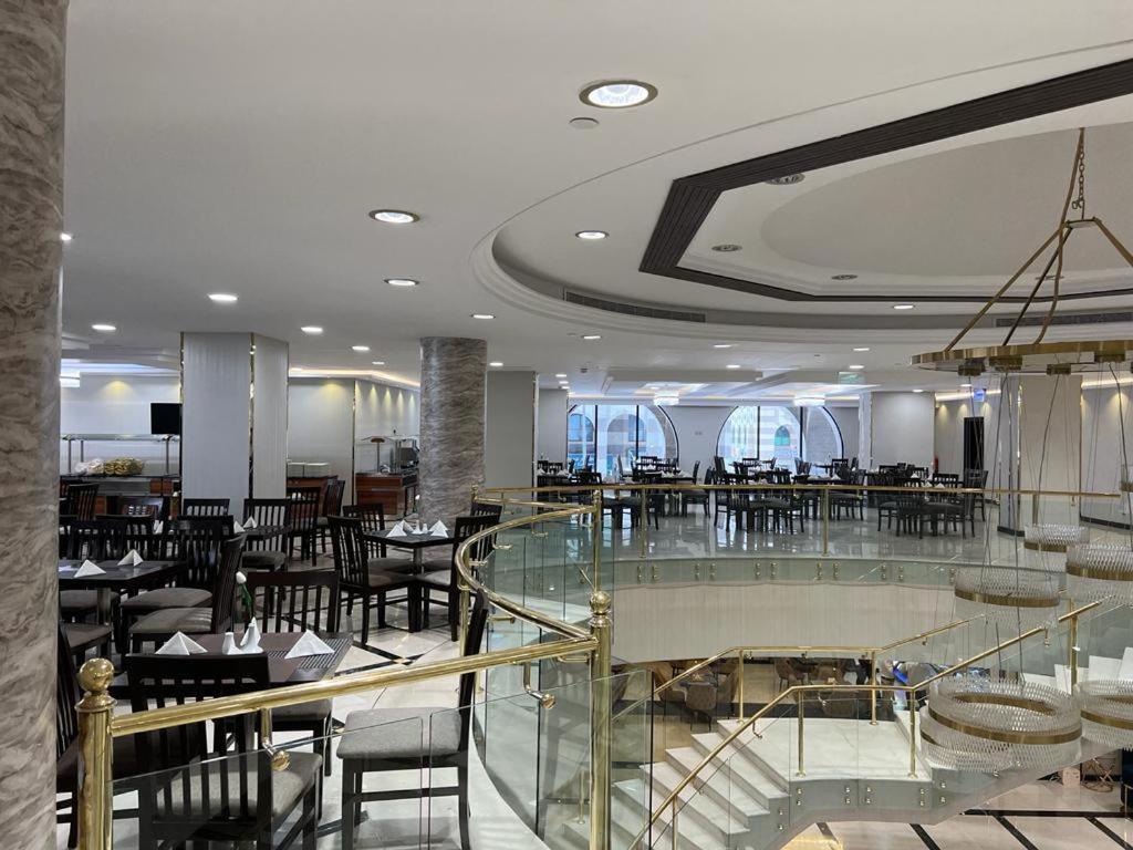 Al Anshar Golden Tulip